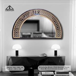 Miroir de salle de bain contemporain avec cadre en acier inoxydable revêtu de PVD, réflexion claire pour les espaces intérieurs modernes, en provenance d'Inde - Product Image 3