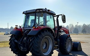 Ventes promotionnelles Tracteur Massey Ferguson 5S 135 Deluxe avec chargeur frontal 135 chevaux Massey Ferguson 5S 135 Tracteur agricole - Product Image 3