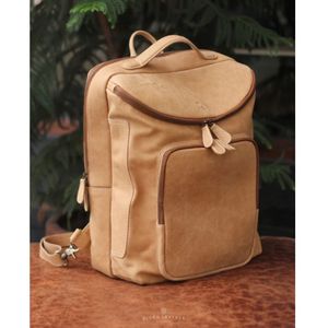 <b>Stylish</b> Cowhide Leather <b>Backpack</b> Premium Quality from Indonesia Design with Adjustable Straps Durable Functional Fashion - Product Image 3