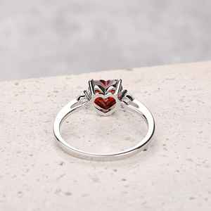 Anillo Ajustable de Plata de Ley 925 con Forma de Corazón, Granate, Circonita Cúbica y Oro Blanco de 14K, Joyería Fina para Mujer - Product Image 4