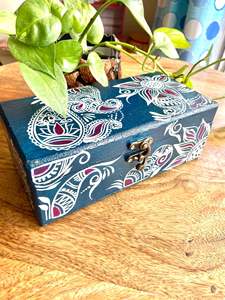 Caja de Joyería de Madera Hecha a Mano y Personalizada con Capas Decorativas Impresas para Hogares de Estilo Premium a Precio Económico en India - Product Image 2