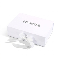 Caja de Embalaje Magnética de Cartón Rígido Blanco con Cinta Plateada para Ropa, Cosméticos y Libros, Venta al Por Mayor, Muestra Gratis