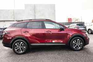 CLEAN 2024 K en una Sportage HEV GT-Line Auto FWD Volante a la derecha - Product Image 5