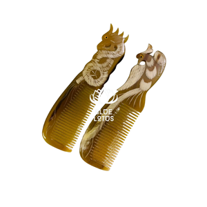 Peine de Cuerno de Alta Calidad con Dientes Anchos, Acabado Liso y Limpio, Perfecto para Desenredar el Cabello Suavemente y de Forma Segura, Mejora la Comodidad - Product Image 1