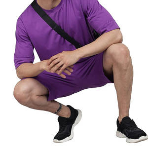 Alta calidad bajo MOQ 2 piezas de media manga hombres pantalones cortos y camiseta conjunto moda desgaste hombres pantalones cortos conjunto para la venta - Product Image 3