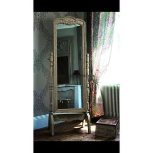 Miroir mural avec cadre en métal, design feuilles, pour salon, salle à manger, salle de maquillage, salle de bain, miroir poli brillant, fournitures - Product Image 6