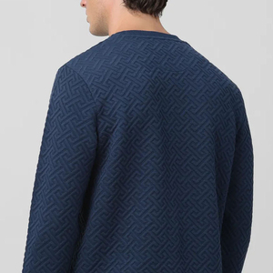 Sudadera de lana pesada para hombre OEM con logotipo personalizado Jersey de gran tamaño suave de ajuste regular para otoño estilo casual - Product Image 3