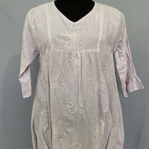 Robe indienne élégante en lin fait main en coton Robe de vacances bohème Plus Meilleur prix Tenue longue décontractée Été Nouvelle robe d'usine Grande - Product Image 1