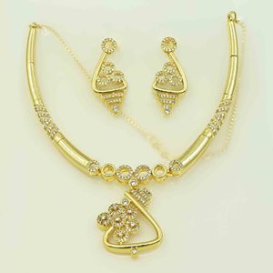 Vente en gros 14K 18K 24K Micro Gold Filled AD Stone Colliers de mode, colliers traditionnels au design floral, AD Formant ensemble de bijoux. - Product Image 2