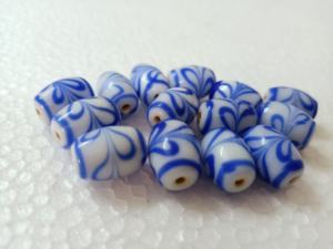 Cuentas de Vidrio de Estilo Veneciano Blancas y Azules en Tamaños Personalizados, Ideales para Tiendas de Cuentas y Diseñadores de Joyería - Product Image 3