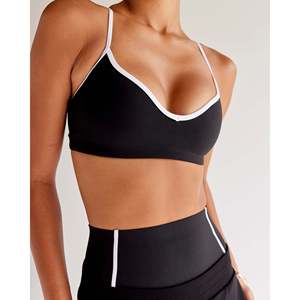 Top Deportivo Corto sin Costuras para Yoga y Fitness - Negro, Talla Grande XL - Product Image 1
