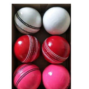 Balle de cricket aux couleurs personnalisées de qualité décente Meilleurs logos pour les matchs d'entraînement et les tests Balle dure et excitante - Product Image 6