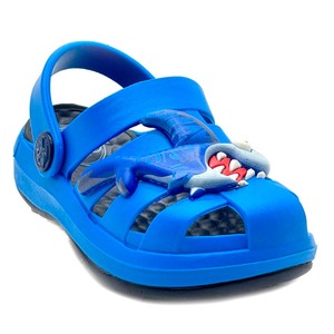 Zuecos para niños Blue Shark Zuecos lúdicos de alta calidad, cómodos, de diseño a la moda y divertidos para niños - Product Image 1