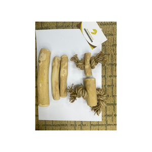 Juguete masticable de madera de café Premium para perros, sostenible y seguro, apoya la salud dental y reduce la masticación destructiva - Product Image 1