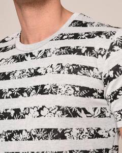 Camiseta de algodón a la moda para hombre Top de punto de manga corta informal a la moda estampado de rayas horizontales para ropa deportiva de verano - Product Image 2