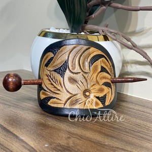 New American Western Style Real Genuine Leather Women Barrette Hair <b>Clips</b> <b>Tooled</b> Hand Painted High Quality Vintage Hair Stick - Product Image 1