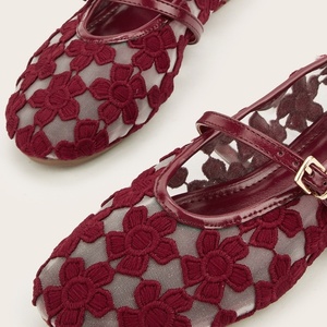 รองเท้าผ้าใบพื้นเรียบสีดินเหนียว รองเท้าลำลองแบบสวม ระบายอากาศได้ดี ผ้าลินิน สำหรับฤดูร้อน ผู้หญิง แรงบันดาลใจจากธรรมชาติ รองเท้าพื้นเรียบ น้ำหนักเบา - Product Image 3