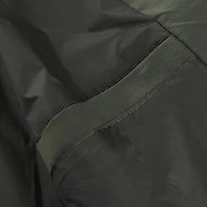 แจ็คเก็ตบอมเบอร์ผู้ชายขายดีที่สุด รับทำโลโก้ ดีไซน์ใหม่ คอตั้ง สำหรับฤดูหนาว ผลิตจากโพลีเอสเตอร์กันน้ำ - Product Image 4