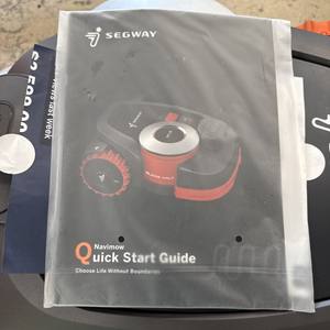 Tondeuse robot Segway Navimow H3000N-VF sans fil périmétrique pour 0,74 acre - Product Image 3