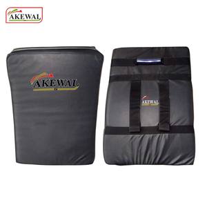 Escudo de patada personalizado de alta calidad Premium MMA Kickboxing para MMA Kick Focus Training Curved Strike Pads Punch Muay Thai Pida ahora - Product Image 4