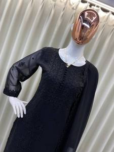 Costume moderne exclusif de broderie de georgette de concepteur avec le tissu intérieur de Dupatta pour l'usage de partie - Product Image 2