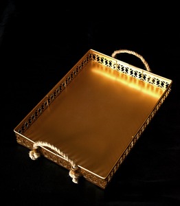 Adorable plateau de service plateaux en métal aluminium de haute qualité estampage en métal Restaurant plateaux de service alimentaire Nouvelle arrivée disponible - Product Image 2