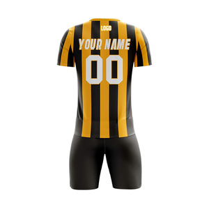 Ensemble de maillots de football 100% polyester avec logo personnalisé uniformes d'entraînement à séchage rapide pour les équipes de club technologie de sublimation - Product Image 6