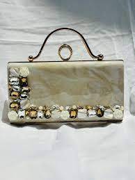 Sac à main élégant en résine de style ange avec motifs peints à la main en rose pour les femmes prix d'utilisation de mariage et de fête - Product Image 3