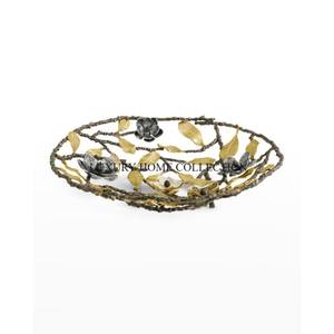 Bols de service en laiton de luxe avec des finitions polies et des formes contemporaines parfaits pour ajouter de l'élégance aux tables à manger modernes - Product Image 3