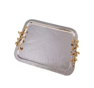 Bandeja de servicio de acero inoxidable con asas de trabajo doradas Bandeja de servicio de forma y tamaño personalizados para Cocina - Product Image 1