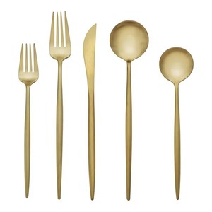 Juego de cubiertos de acero inoxidable PVD dorado, cubiertos seguros para alimentos, tendencia, lavavajillas, diseño elegante, juego de 24 piezas, juego de cubiertos hechos a medida - Product Image 1