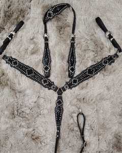 Personnalisé Premium Western Tack Set Haute Qualité Perlé Strass En Cuir Cheval Headstall Poitrine Collier Personnalisé De Luxe Travail Manuel Bas - Product Image 1