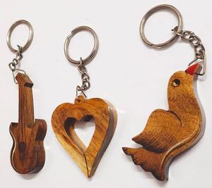 Porte-clés en bois personnalisé, imprimé et gravé avec un nom, Noël, mignon, populaire, objet de décoration d'intérieur vierge - Product Image 1