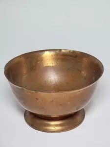 Maceta de cuenco con patas de cobre de alta calidad, 7,75x4,25 pulgadas, bonita pátina, técnica rústica pulida para vajilla de fiesta - Product Image 4