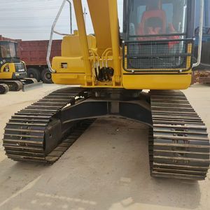 Gran oferta de excavadora sobre orugas Komatsu PC160 de segunda mano en Japón con motor y bomba de piezas de motor central - Product Image 3