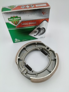 MINGHJUE Ricambi Moto Sistema Frenante Pastiglie Freno Ganasce Freno per GN 125 - Product Image 3