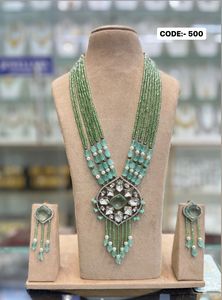 Encantador conjunto de pendientes de collar de latón Kundan con cuentas de colores para fiesta de boda o regalo características patrones numéricos florales - Product Image 3