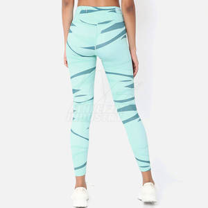 Legging de fitness pour femme personnalisé de haute qualité, taille élastique, grande taille, sans couture, extensible, en spandex respirant, séchage rapide, pour activités sportives - Product Image 2