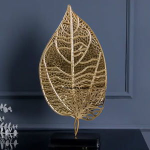 Escultura de Escritorio con Diseño de Ramas para Centro de Mesa, Decoración de Alta Calidad en Aluminio Metálico Dorado - Product Image 2