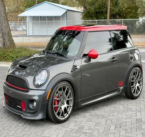VOITURES D'OCCASION À VENDRE 2012 Cooper John Cooper Works Hardtop - Product Image 1