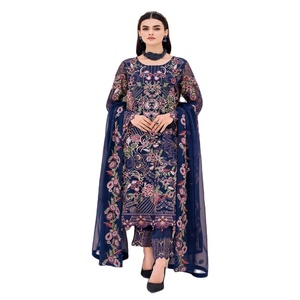 Soldes Exceptionnelles : Ensemble Salwar Kameez Kurta Prêt-à-Porter en Chiffon Brodé Lourd, Style Indien et Pakistanais Original de Ramsha, Idéal pour les Fêtes - Product Image 1