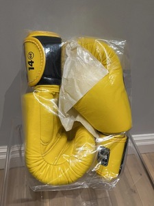 Gants de boxe jumeaux avec logo personnalisé Gants de boxe de combat de formation professionnelle 100% MS-BG-113 en cuir véritable - Product Image 4