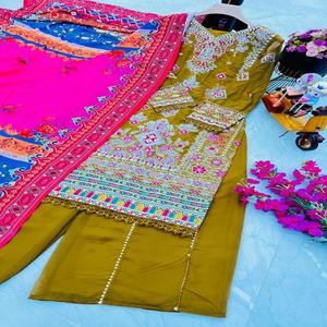 Dernier Designer Faux Georgette Broderie Séquence Travail Salwar Costume Par FabZone - Product Image 4