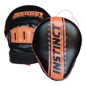 แผ่นซ้อมมวยหนังแท้ดีไซน์ใหม่ แผ่นซ้อมโค้งแบบกำหนดเอง สำหรับฝึกซ้อมมวยไทย - Product Image 1