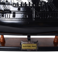 T305 - Modèle de bateau pirate en perles noires, artisanal, en bois de cèdre, fabriqué au Vietnam, artisanat ancien et moderne, décoration d'Halloween pour la maison, 67Lx15Wx61H cm