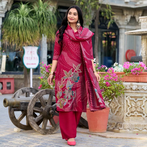Venta caliente Salwar Kameez Traje Diseñador Tela de seda romana con Dupatta Ready Wear para funciones de Festival - Product Image 1