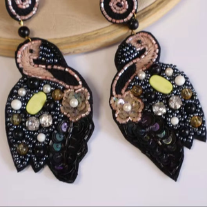 Pendientes Bordados con Cuentas en Forma de Pájaro, Joyería de Moda, Pendientes Bordados a Mano con Cuentas de Semillas - Product Image 1