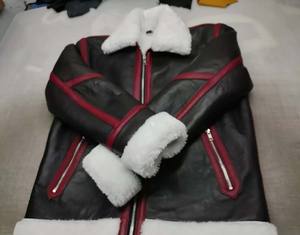 Chaqueta de piel de oveja de Raff en blanco de estilo callejero personalizada de alta calidad con chaqueta de cuero cálido de invierno de moda OEM de imitación - Product Image 4