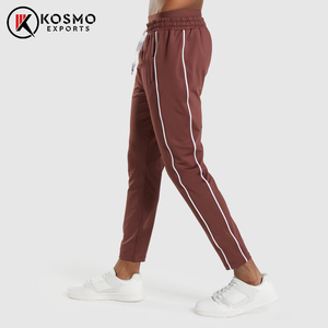 กางเกงวอร์มสำหรับวิ่งออกกำลังกายเล่นกีฬาแบบลำลองสำหรับผู้ชายชุดออกกำลังกายเข้ายิมแบบสูงออกแบบโลโก้ได้เอง - Product Image 3