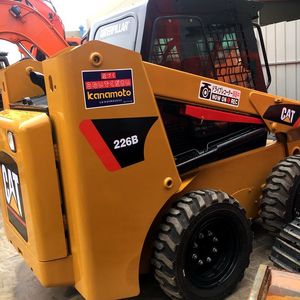 รถตักล้อยาง CAT 226B มือสอง ปี 2023 รับน้ำหนักได้ 9 ตัน เครื่องยนต์ Deutz ปั๊มไฮดรอลิก HYDAC ประสิทธิภาพเชื่อถือได้ เหมาะสำหรับงานก่อสร้าง - Product Image 1